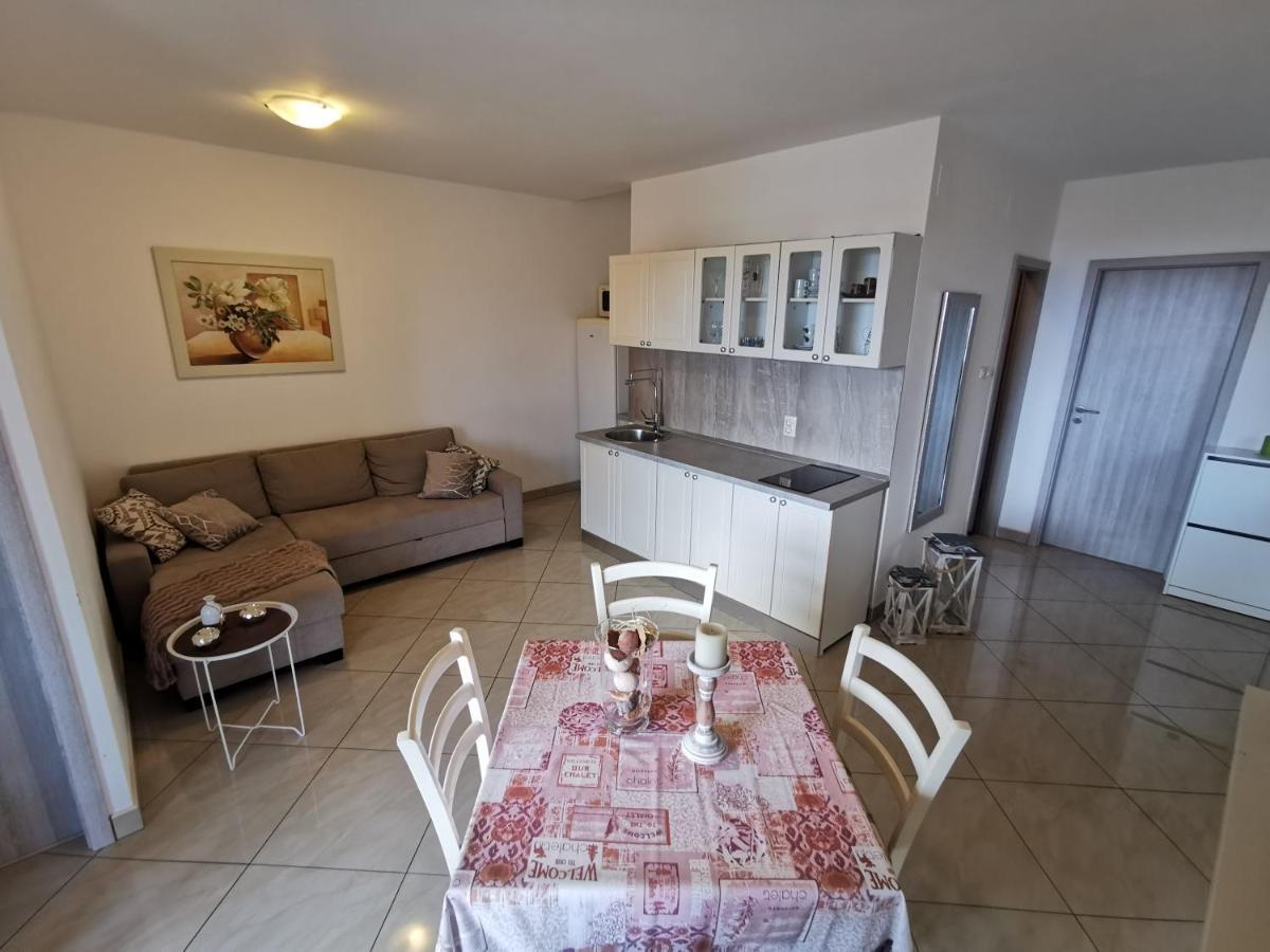 Apartments Lea 2 Malinska Extérieur photo