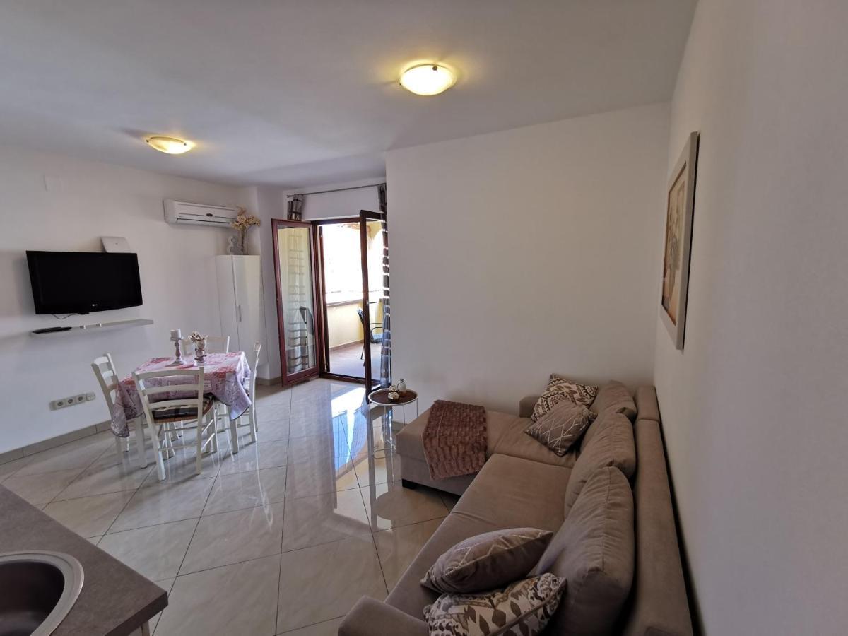 Apartments Lea 2 Malinska Extérieur photo